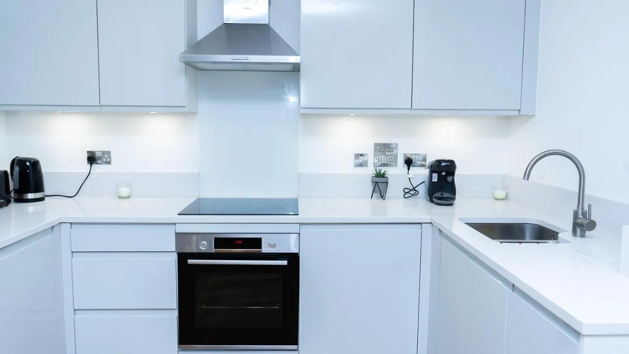Guerneville 1 Bedroom Luxury Apartment Royal Wharf By Excel Exhibition Centre London